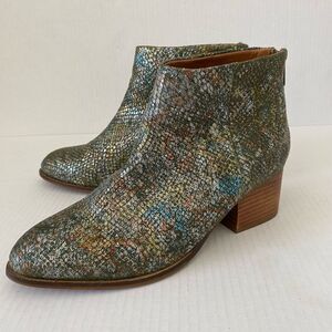 Seychelles Leather Floodplain Metallic Snakeskin Ankle Boots Size 8.5 Boho